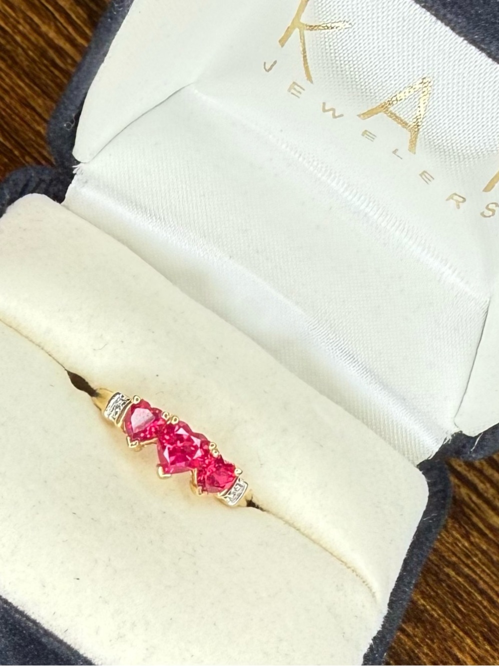 Kay Jewelers 10K Gold Triple Heart Ring